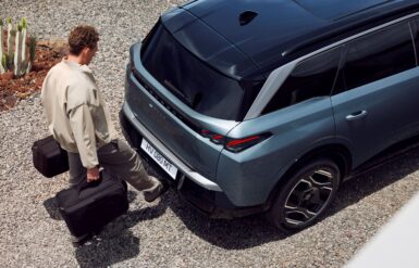 PEUGEOT E5008 LONG RANGE 2403GJ 652 FR
